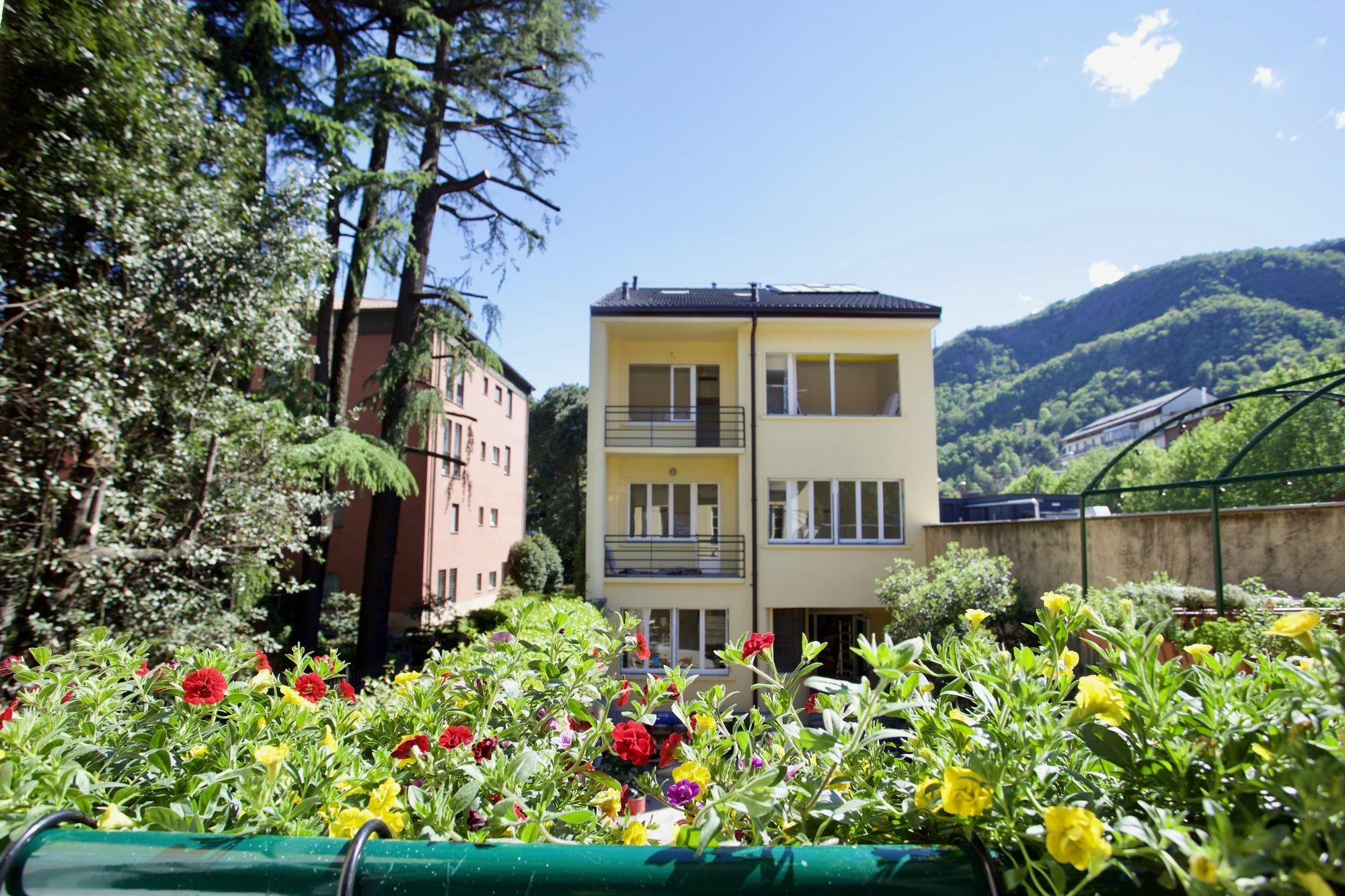 Ostello Bello Lake Como Exterior foto